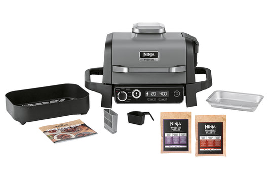 OG701DE Outdoor Grill & Smoker Woodfire