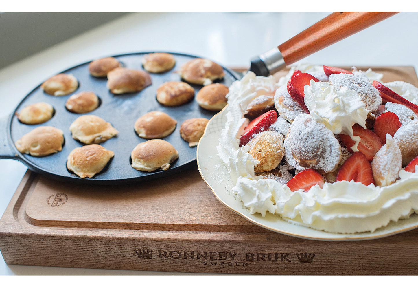 Poffertjes-Pfanne Maestro Gusseisen mit braunem Buchenholzgriff Ø24cm