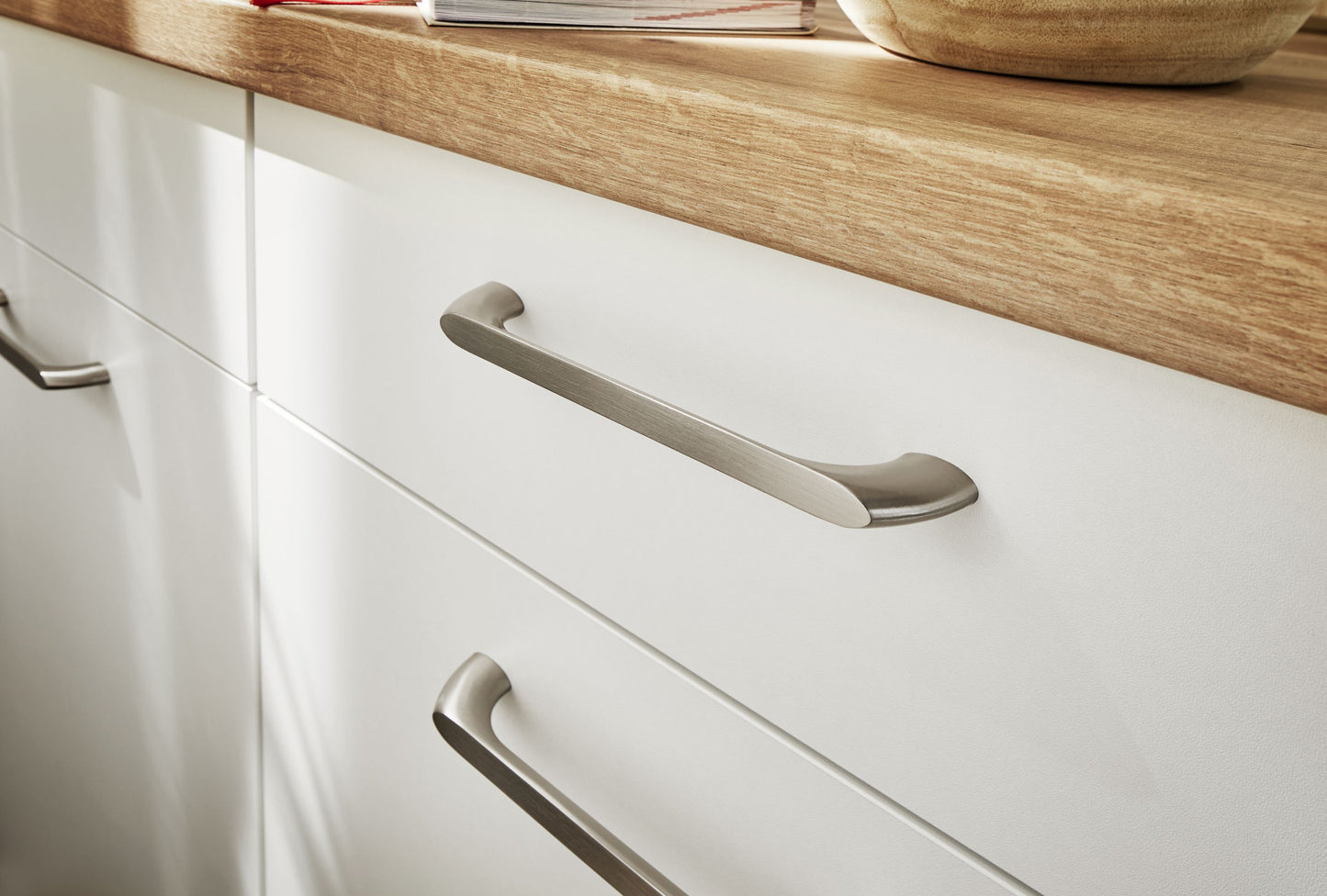 Küchenzeile 160 cm, Schränke in Weiß mit Einbaugeräten - Ruder Home GmbH