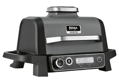 OG701DE Outdoor Grill & Smoker Woodfire